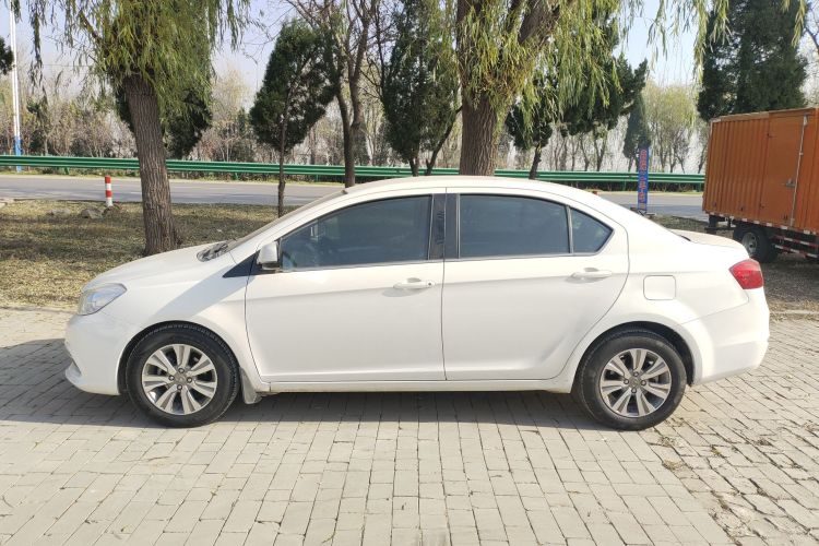 Great Wall C30 2015 car image #5