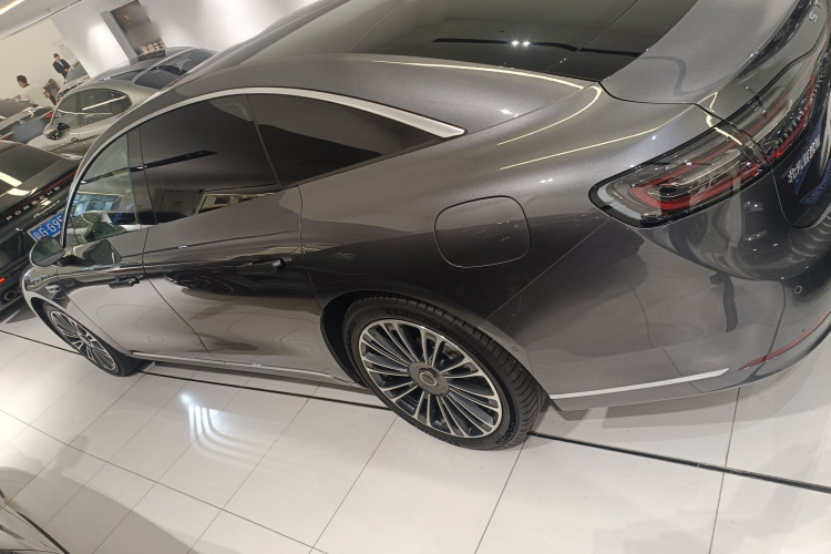 HongQi 2024 car image #5