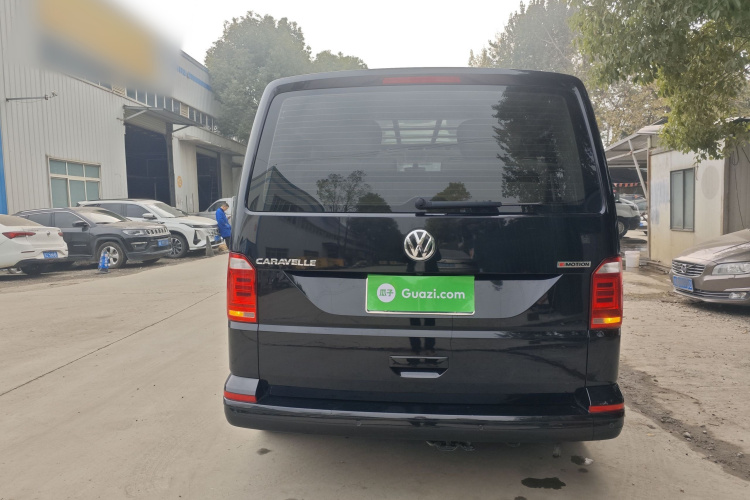 Volkswagen Caravelle 2018 immagine di auto #5