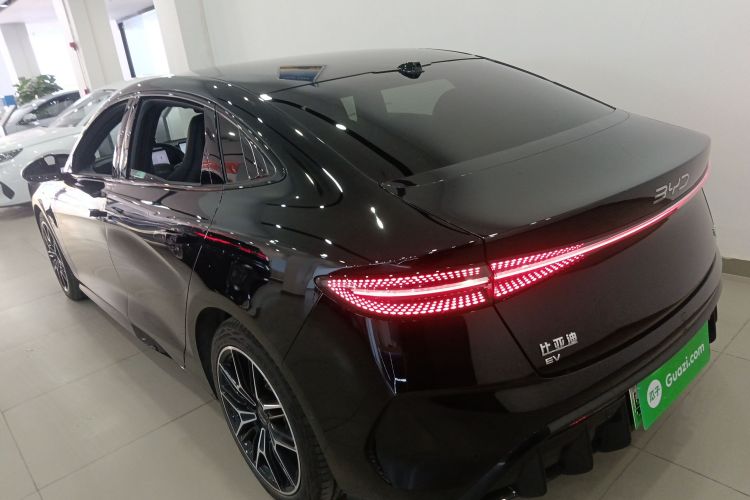 BYD Seal 2025 car image #5