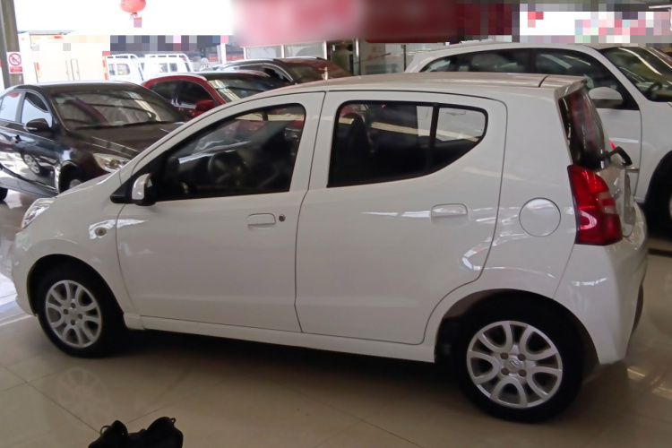 Suzuki Alto 2016 car image #5