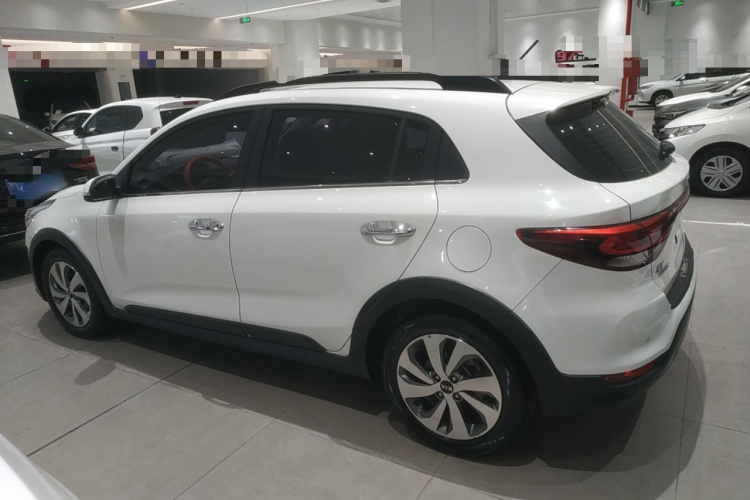 Kia Rio Cross 2019 car image #5