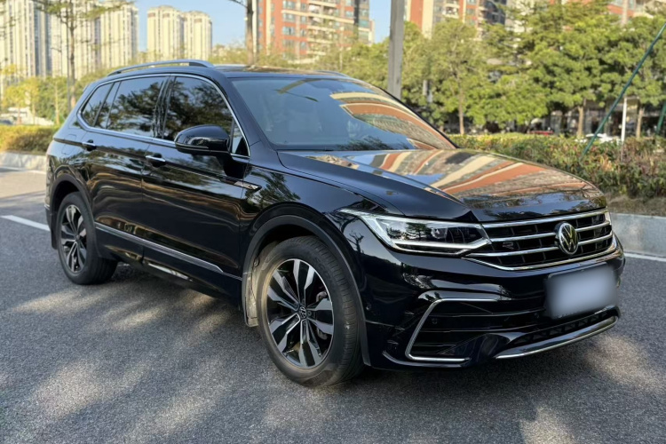 Volkswagen Tiguan L 2022 imagen de coche #5