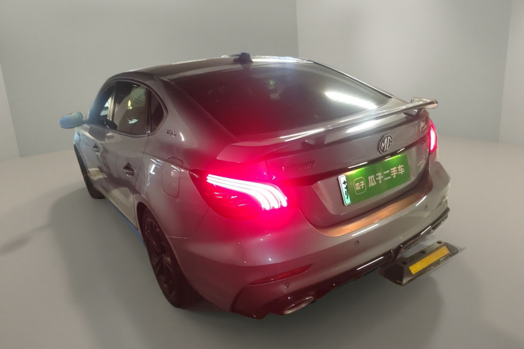 MG 6 New Energy 2022 immagine di auto #5