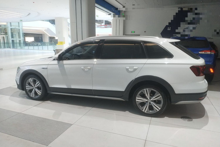 Volkswagen C-Trek 2019 car image #5