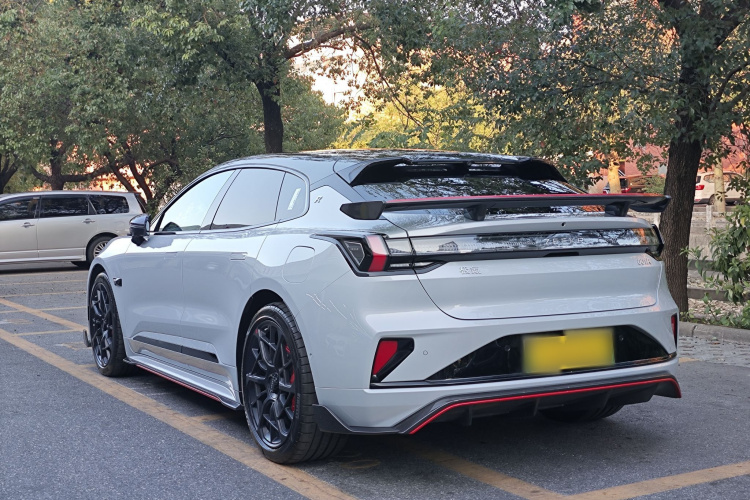 极氪 极氪001 FR 2025 汽车图片 #5