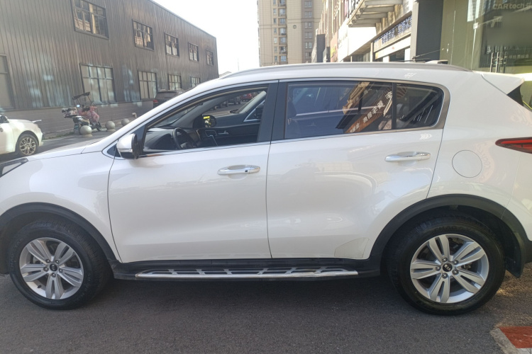 Kia KX5 2017 #5 Kia KX5 2017 car image #5