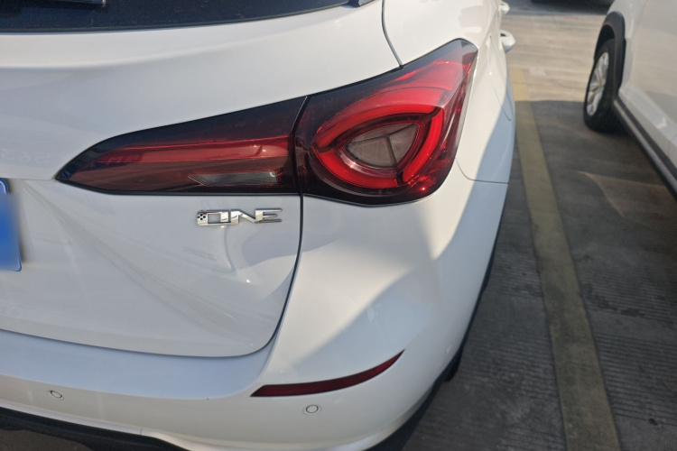 MG ONE 2022 car image #5