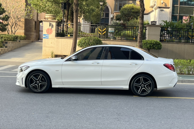 Mercedes-Benz C Class 2021 car image #5