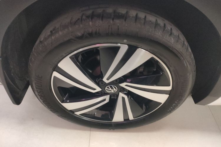 Volkswagen Tiguan X 2022 #5 Volkswagen Tiguan X 2022 car image #5