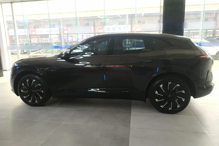 阿维塔 阿维塔07 2025 汽车图片 #5