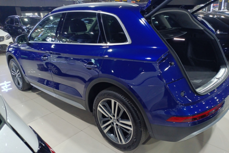 Audi Q5L 2019 car image #5