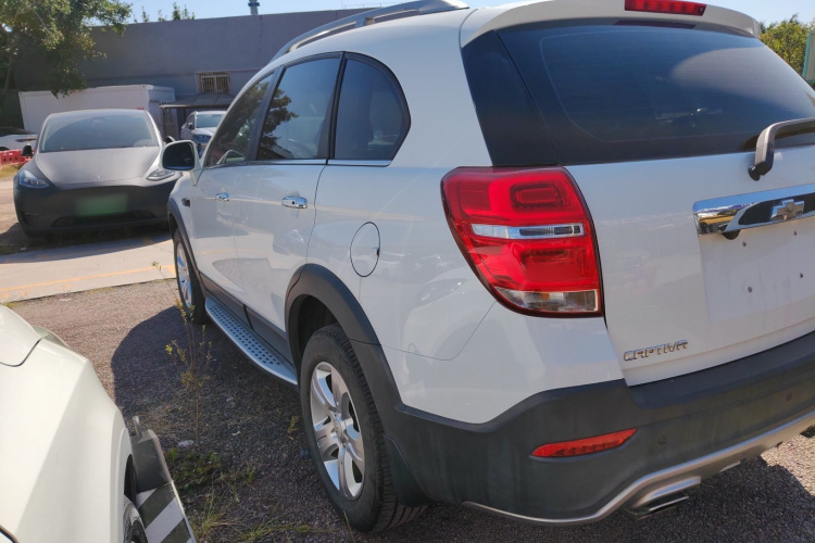 Chevrolet Captiva 2017 #5 Chevrolet Captiva 2017 car image #5