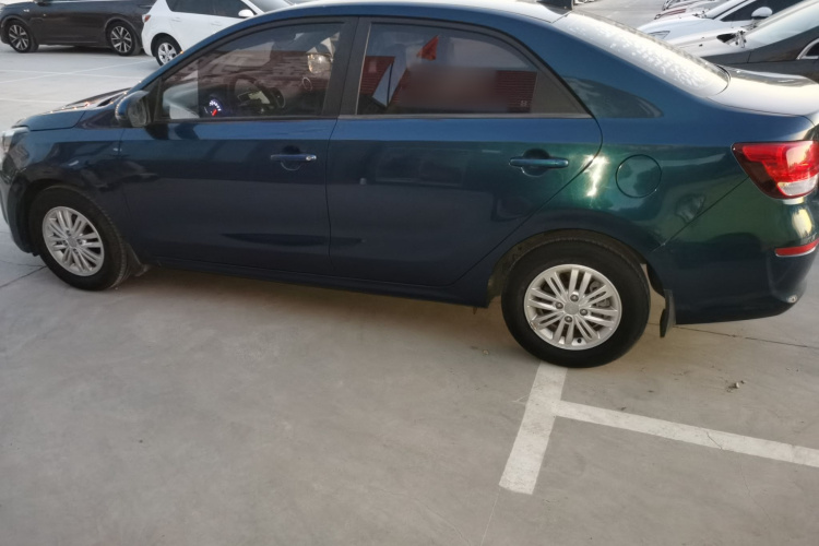 Kia 2019 car image #5