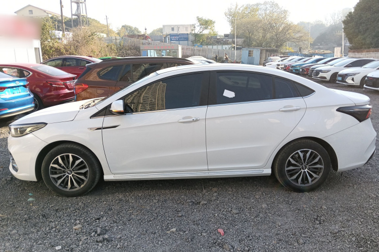 奇瑞 艾瑞泽5 PLUS 2022 汽车图片 #5