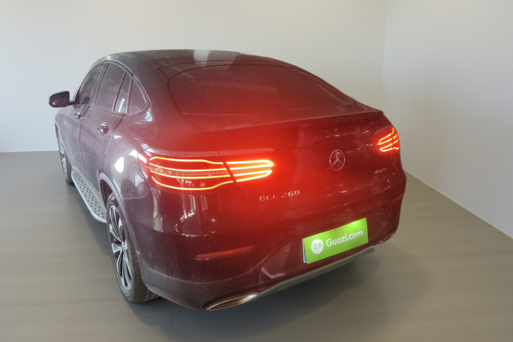 Mercedes-Benz GLC Coupe 2018 immagine di auto #5