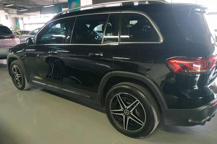 Mercedes-Benz EQB Class 2023 #5 Mercedes-Benz EQB Class 2023 car image #5