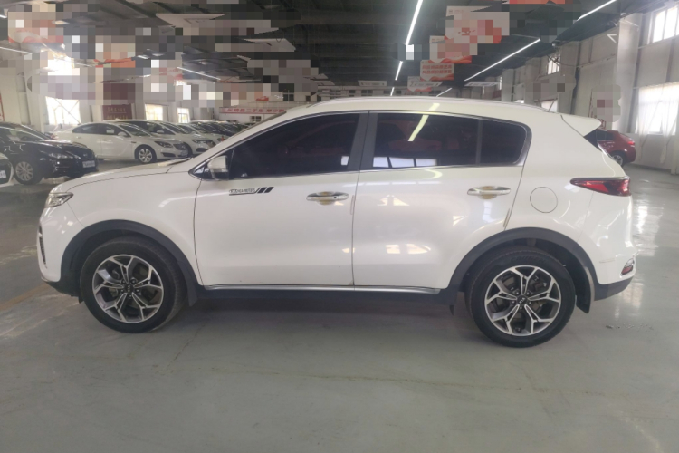 Kia KX5 2020 صورة سيارة #5