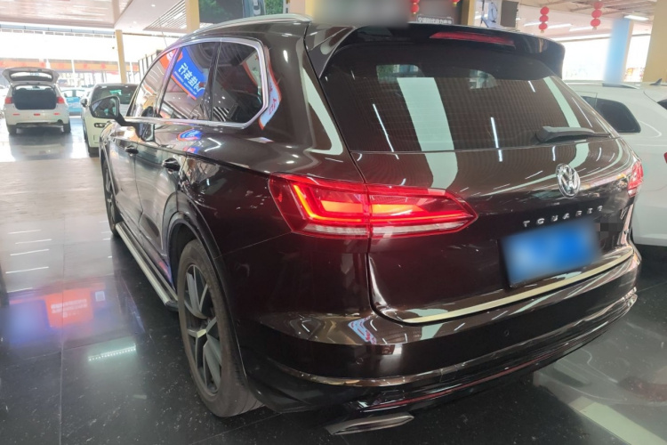 Volkswagen Touareg 2018 car image #5