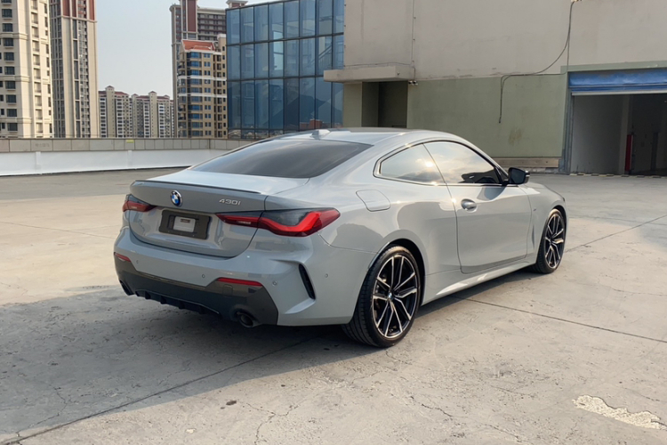 BMW 4 Series 2023 car image #5