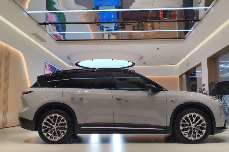 NIO ES6 2024 صورة سيارة #5