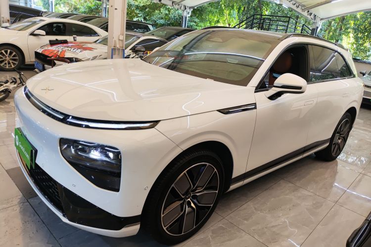 Xpeng G9 2023 immagine di auto #5