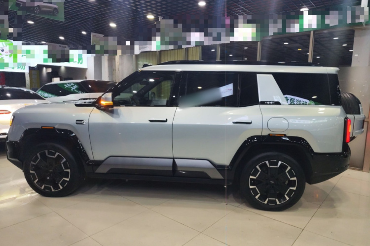 FangChengBao Leopard 8 2024 car image #5