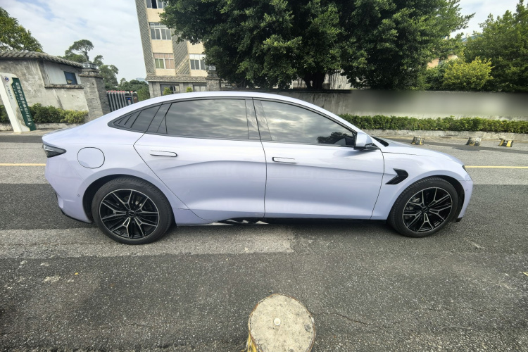 BYD Seal 2024 immagine di auto #5