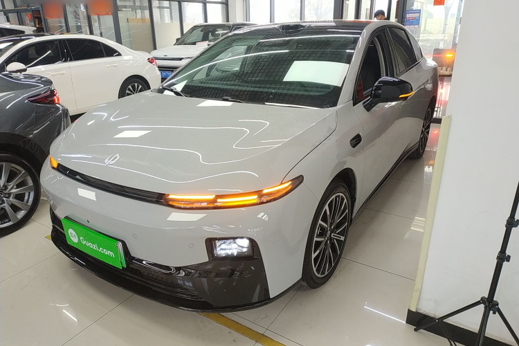 零跑汽车 零跑B01 2025 汽车图片 #5