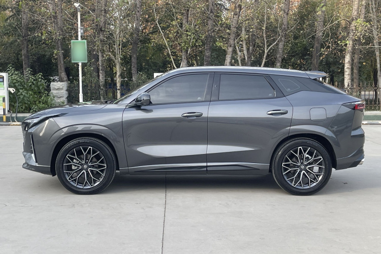 Changan UNI-Z 2024 car image #5