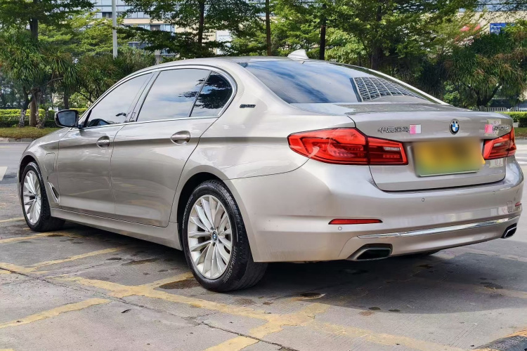 BMW 5 Series New Energy 2019 car image #5