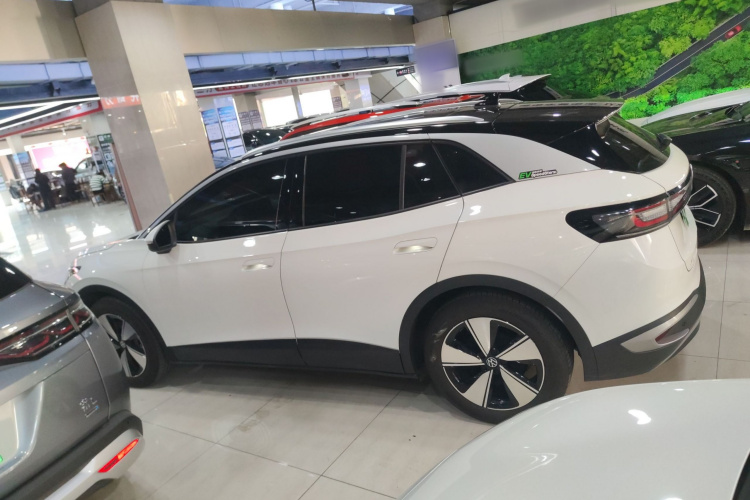 Volkswagen ID.4 X 2024 #5 Volkswagen ID.4 X 2024 car image #5