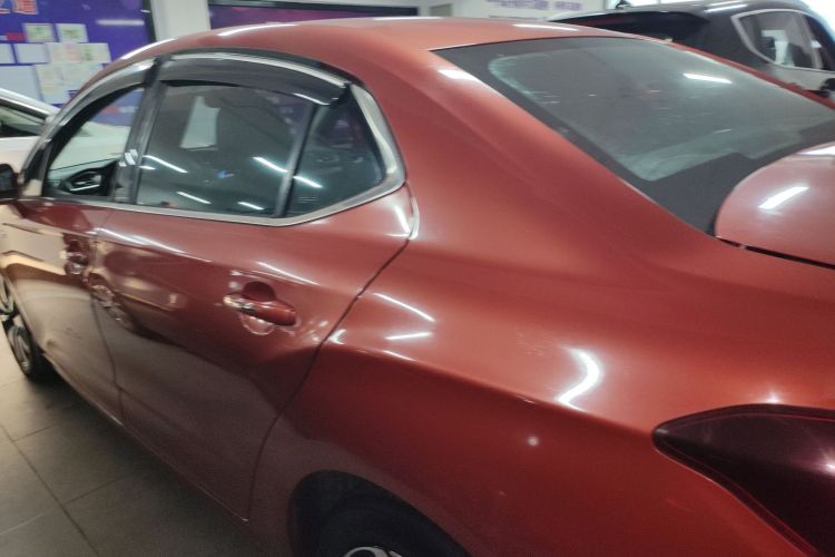 Citroen C4L 2016 car image #5