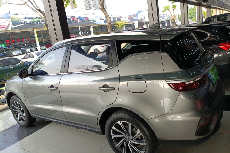 GEELY Vision X6 2020 car image #5