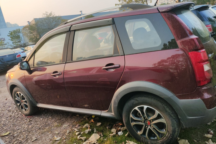 Forthing JOYEAR XV 2016 imagem de carro #5