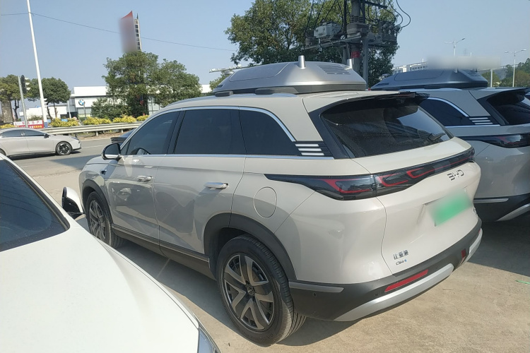 BYD Sea Lion 07 DM-i 2025 car image #5