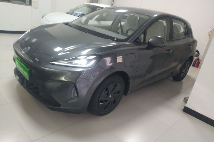 MG 4 EV 2025 car image #5