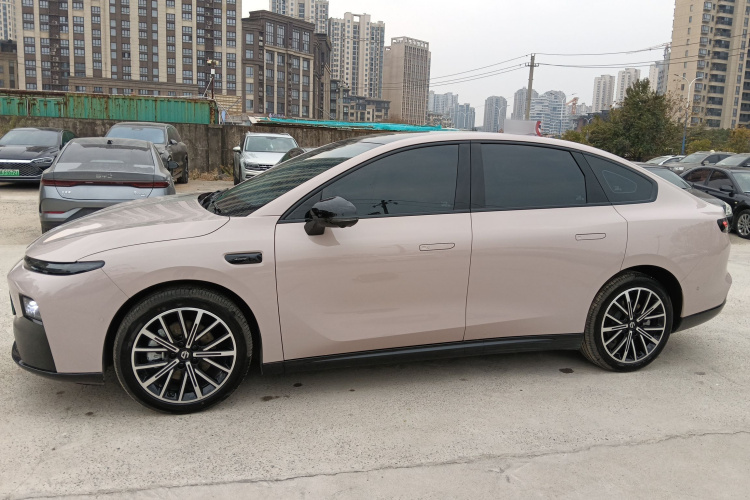 零跑汽车 零跑B01 2025 汽车图片 #5