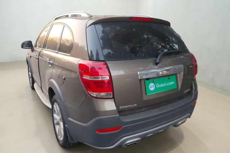 Chevrolet Captiva 2015 immagine di auto #5