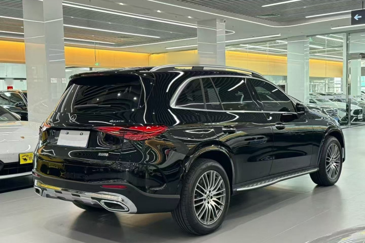 Mercedes-Benz GLC Class 2025 car image #5