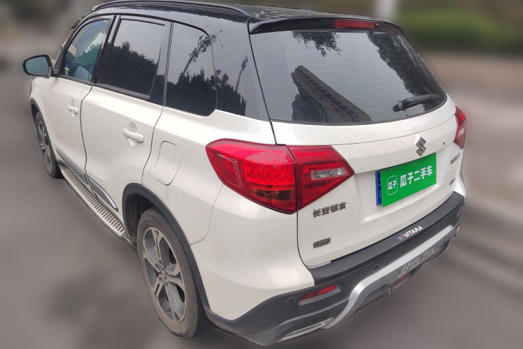 Suzuki Vitara 2017 car image #5