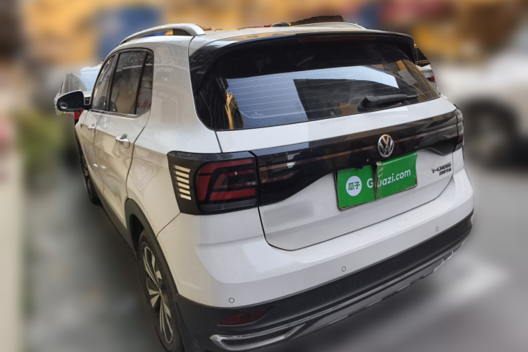 Volkswagen T-Cross 2021 #5 Volkswagen T-Cross 2021 car image #5