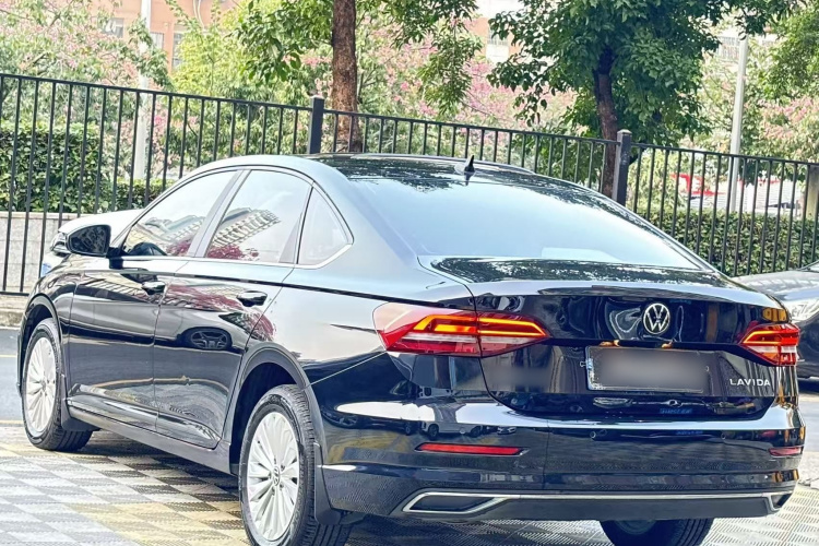 Volkswagen Lavida 2022 car image #5