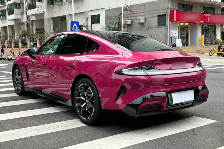 MI SU7 2025 car image #5
