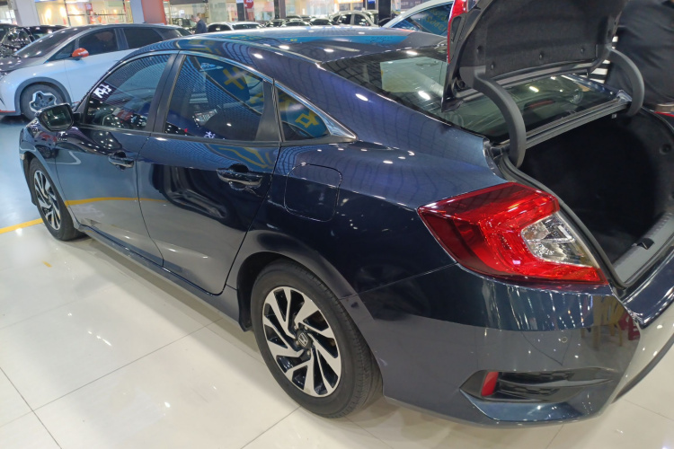 Honda Civic 2016 car image #5
