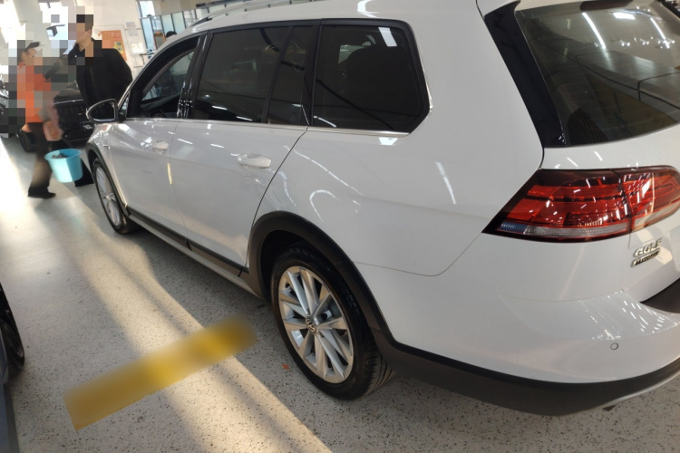 Volkswagen Golf (Imported) 2019 imagem de carro #5