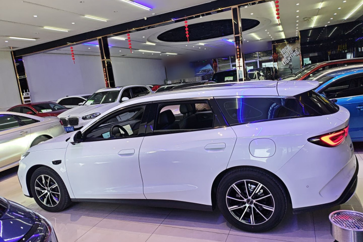 BYD Seal 06 DM-i 2025 #5 BYD Seal 06 DM-i 2025 immagine di auto #5