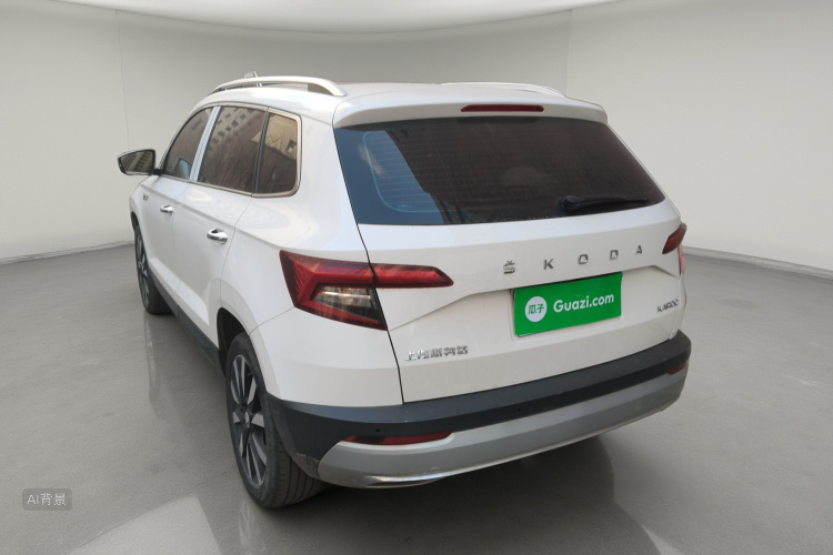 Skoda Karoq 2021 car image #5