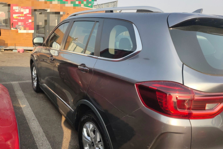 SWM斯威汽车 SWM斯威G05 2020 汽车图片 #5