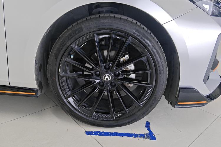 长安 长安UNI-V 2024 汽车图片 #5